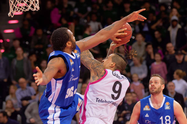 她们从小组 她们从小组