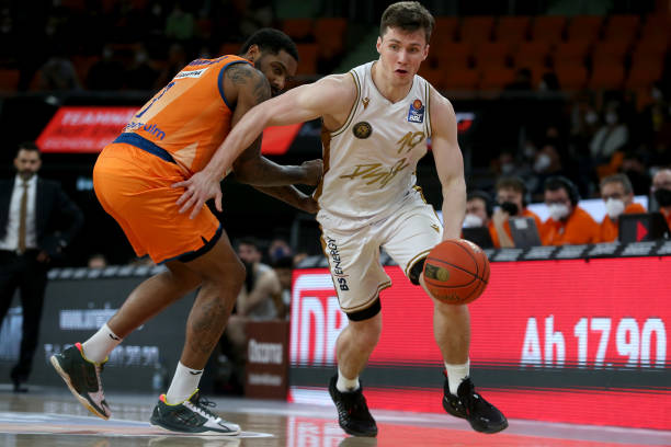 研究战术变 研究战术变