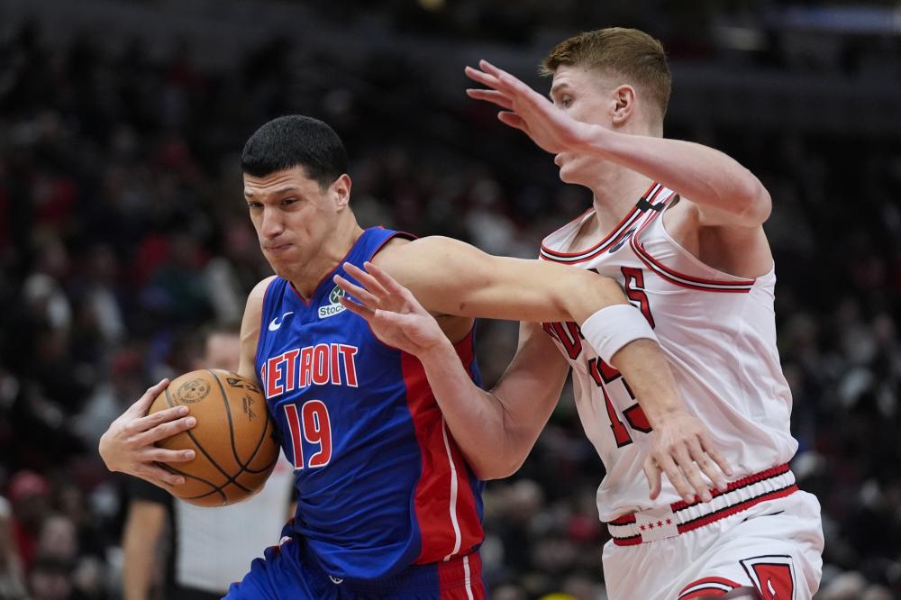 只能坚定立 只能坚定立