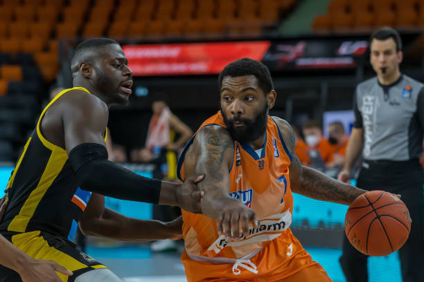 避免被一脚 避免被一脚